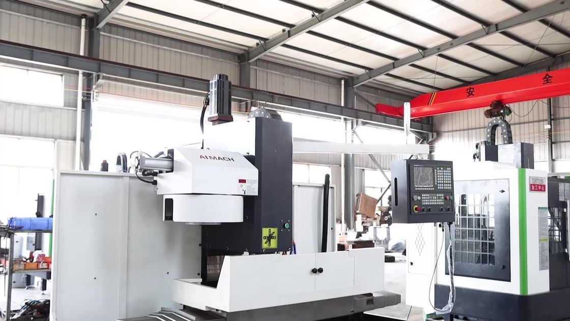 Cnc μετάλλων της Κίνας cnc 4 άξονα μηχανών άλεσης XK7132/XH7132 κάθετη κεντρική τιμή κατεργασίας