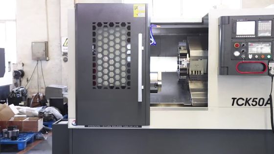 Υψηλή CNC κρεβατιών ραπίσματος ακαμψίας μηχανή στροφής τόρνου TCK50A με γραμμικό Guideway